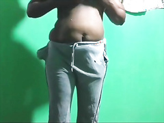 exposed huge desi bhabi boobs