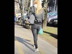 Blonde Teen Girl In Black Tight Jeans (13.02.2020.Candid)