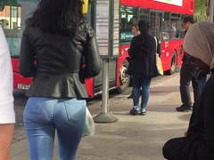 Heaven sent Uk candid shooting (close range) TIGHT JEANS