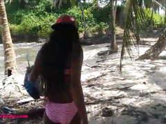 Heather deep gets caught giving deepthroat throatpie outdoor