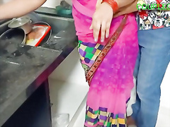 Bartan dho rahi hai andar bai are muze pani pina hai