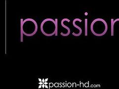 Julia Roca welcomes her boyfriend