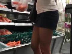Flashing Pussy