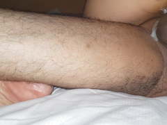 Gozando dentro lleno de semen