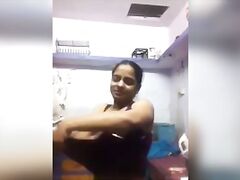 Manika Bhabhi Changing MMS - Movies. video2porn2